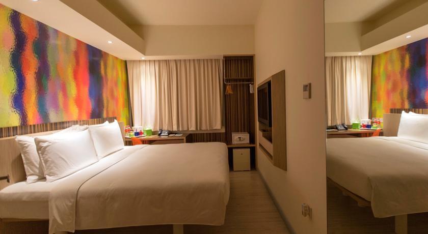 Genting Hotel Jurong Singapore Exterior photo