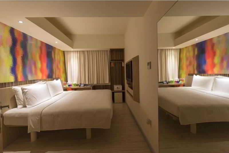 Genting Hotel Jurong Singapore Exterior photo