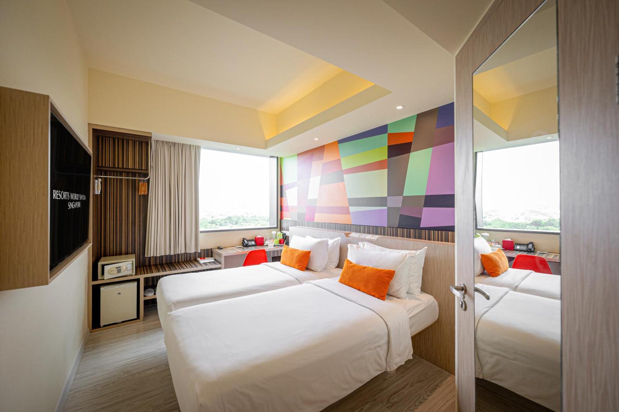 Genting Hotel Jurong Singapore Exterior photo