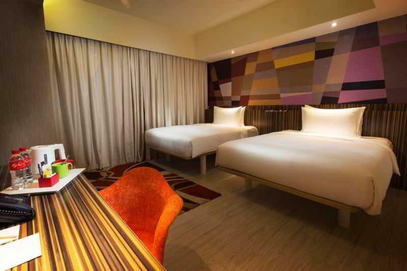 Genting Hotel Jurong Singapore Exterior photo